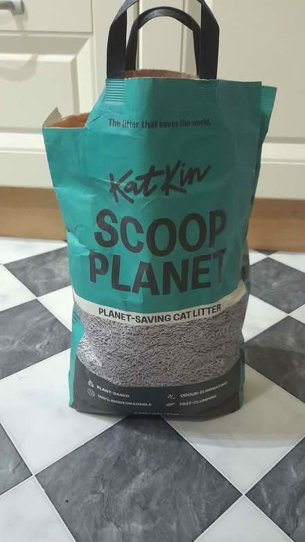 Photo of free Planet Scoop Cat Litter (Swainsthorpe NR14) #1