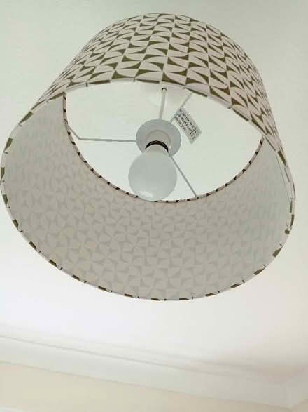 Photo of free HABITAT LAMPSHADE 30 x 20 cm OLIVE GREEN / BEIGE (Anchorsholme FY5) #2