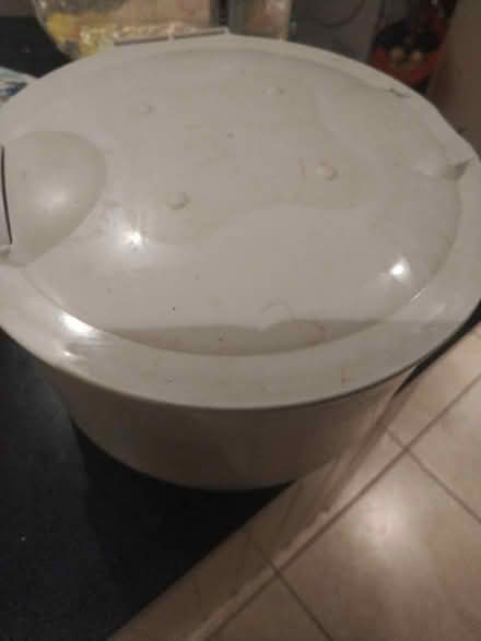 Photo of free Tommy Tipper bottle steriliser & various bottle (Woodford IG8) #1