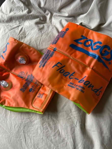 Photo of free Swimming Armbands (Dolwyd LL31) #1