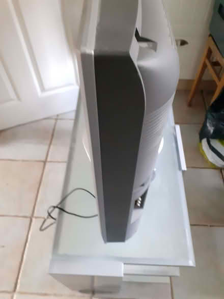 Photo of free Large flat screen Panasonic TV and stand (Trinity BA11) #3