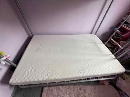 Photo of free Immaculate condition small double mattress (Newport Pagnell MK16) #1