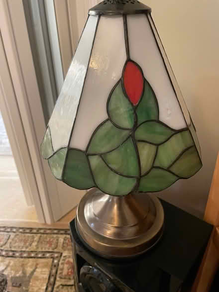 Photo of free Tiffany side lamp (Seaford BN25) #1