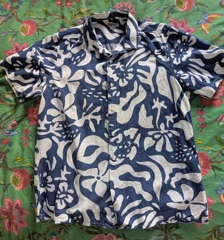 Photo of free Mens size large shirt (Ingol PR2) #1