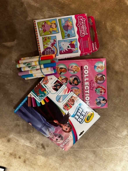 Photo of free Girls activities/ must go now (SW11) #1