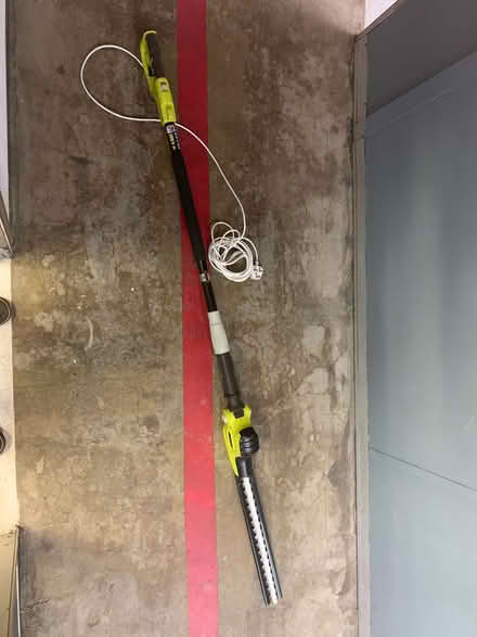 Photo of free Long handled hedge trimmer - motor repair (Walton Manor OX2) #1