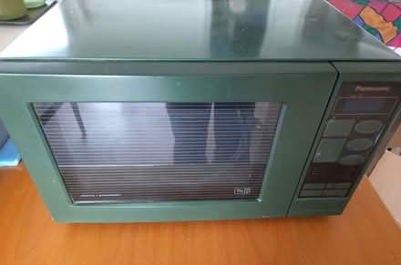 Photo of free panasonic microwave grill (Fairlight TN35) #1