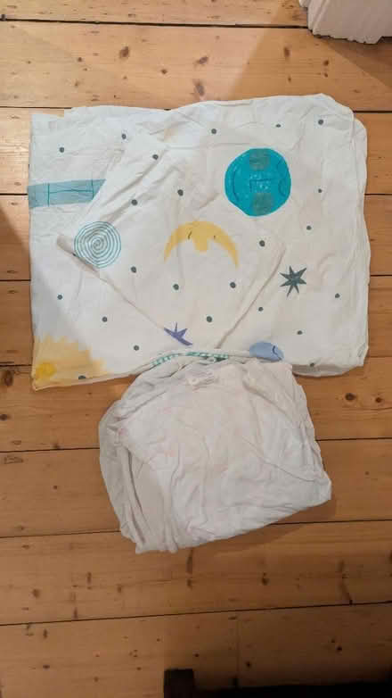 Photo of free Assorted child's cot bed sheets (Cotham) #1