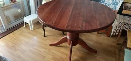 Photo of free Oak dining table (GU52) #1
