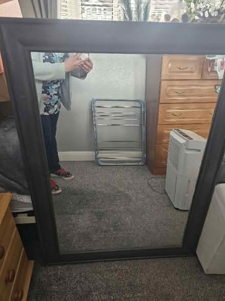 Photo of free Large mirror (Stourport on Severn DY13) #1