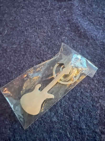 Photo of free Electric Guitar keychain. (Southsea PO4) #3