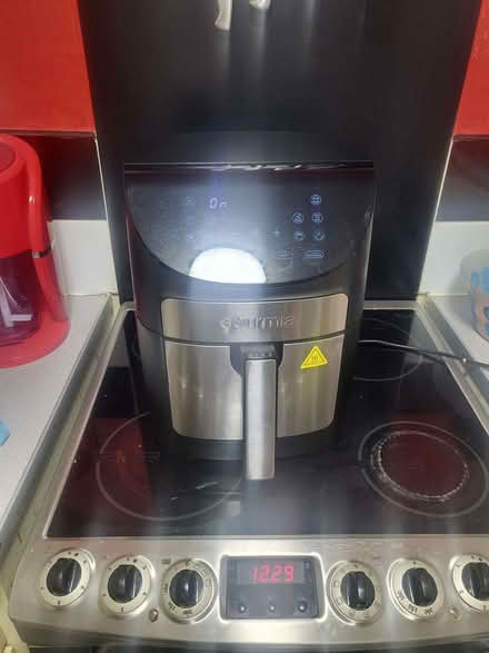 Photo of free Air Fryer (Rowlatts Hill LE5) #1
