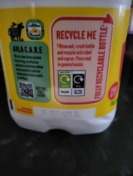 Photo of free Milk (Pr23uq Pr2 3uq) #2