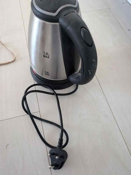 Photo of free Working Kettle l, Bond books & Misc (Wallington SM6) #2