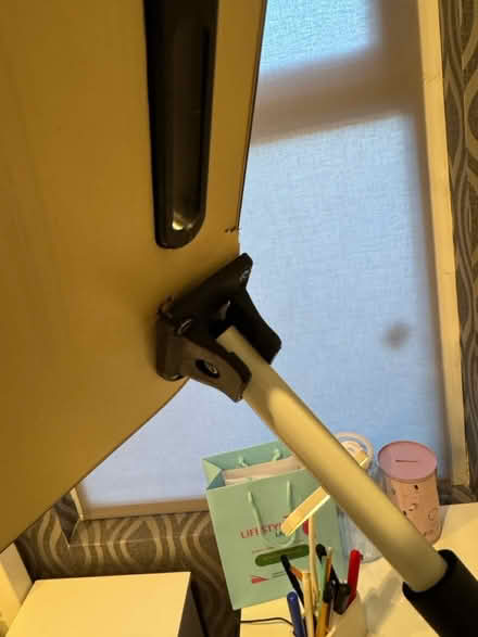 Photo of free Bed laptop table (Ealing Broadway W7) #4