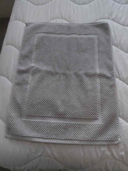 Photo of free Bath mats (Southwater RH13) #1