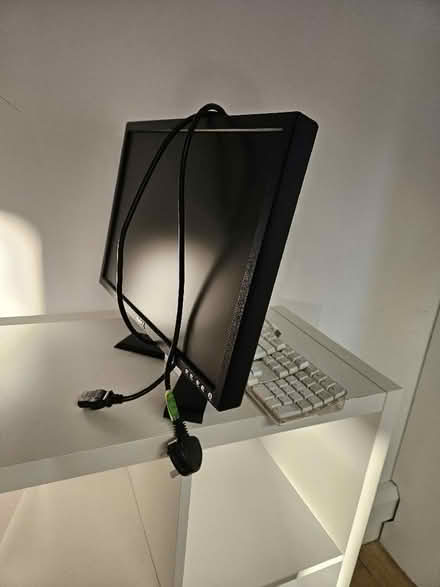 Photo of free Dell 20" monitor (Chiswick W4) #1