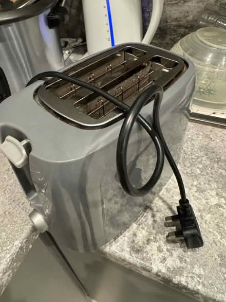 Photo of free Toast machine (Ealing Broadway W7) #1