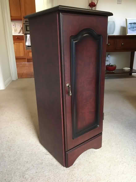 Photo of free Small cabinet (Hertford SG13) #1