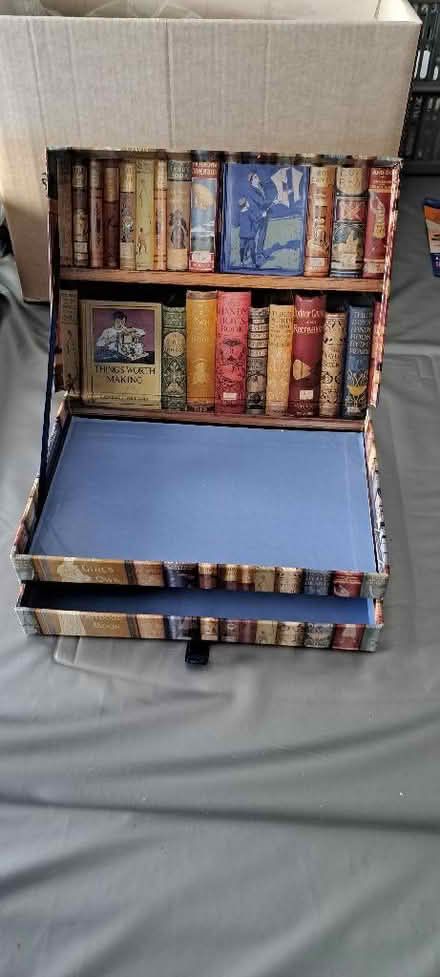 Photo of free Writing paper box (Sion Hill) #1