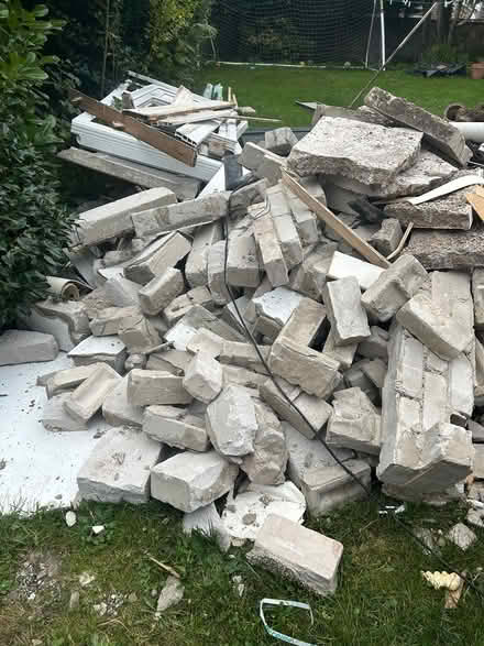 Photo of free Bricks and Hardcore (Hest bank) #1