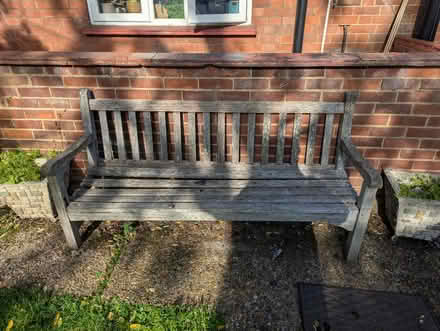 Photo of free Wooden bench (Finchley NW11) #1