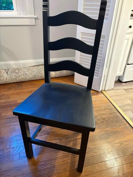 Photo of free Black chairs (6 total) (Historic Bethlehem) #2