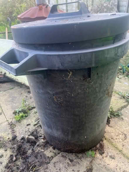Photo of free Dustbin (Biggin hill) #1