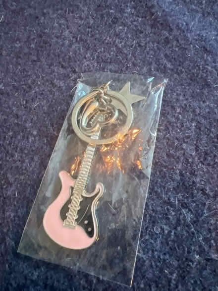Photo of free Electric Guitar keychain. (Southsea PO4) #2
