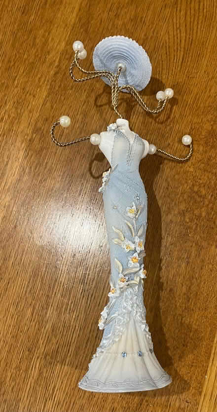 Photo of free Jewellery Hanger (Great Hollands RG12) #1
