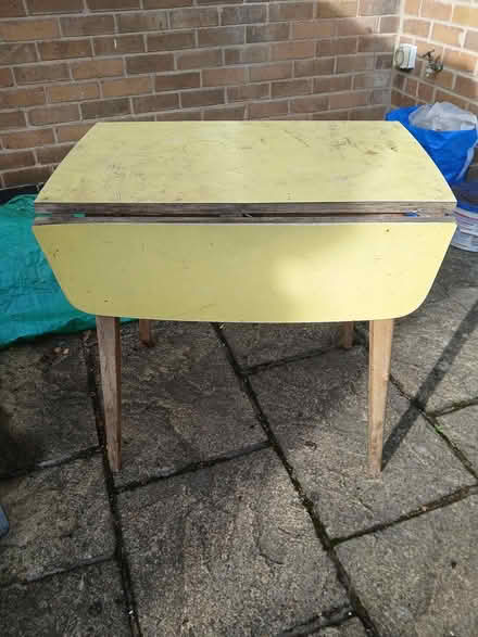 Photo of free Old Table (S17 (Dore)) #1
