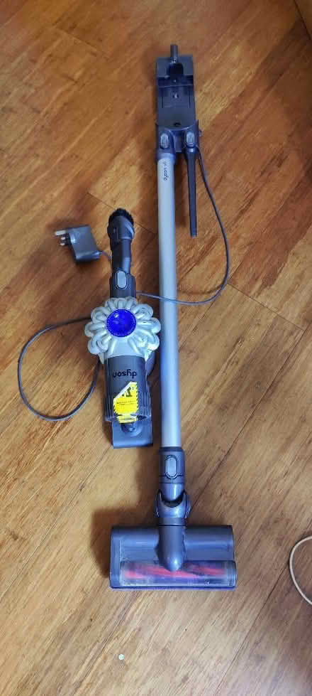 Photo of free Dysan V6 cordless vacuum cleaner. (Amersham HP7) #1