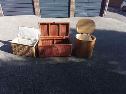 Photo of free 4 large wickerwork chests and laundry baskets (Preston Park area BN1) #1