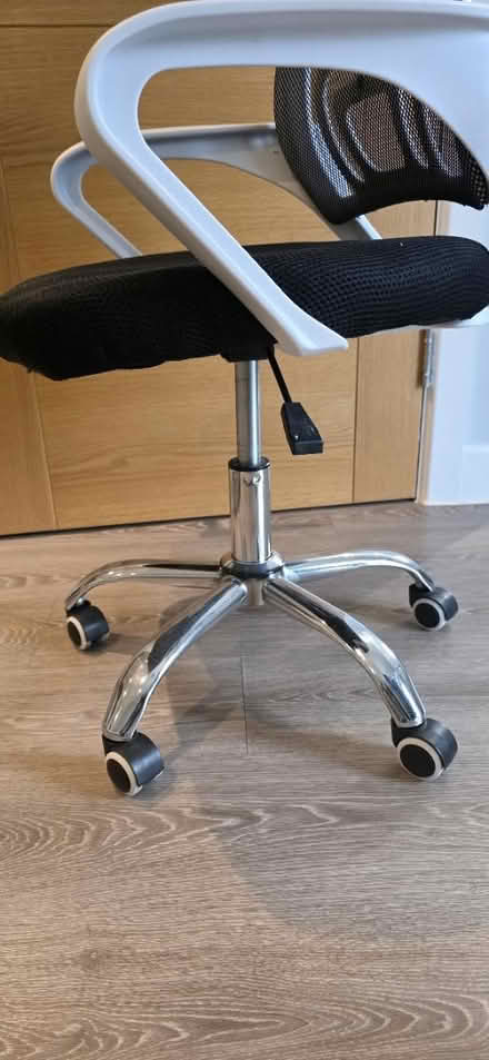 Photo of free Small office chair (Orpington, BR6) #3