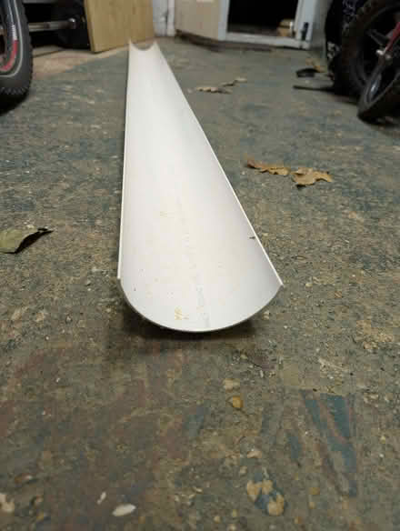 Photo of free 190cm white floplast 12cm guttering (Kidlington OX5) #3