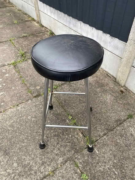 Photo of free 4 legged stool (Perivale W13) #1