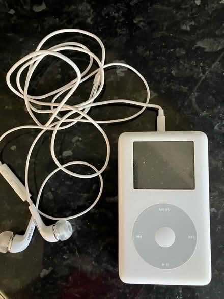 Photo of free old ipod (Oakley MK43) #1