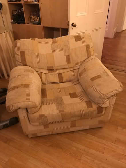 Photo of free Armchair (Limpsfield RH8) #2