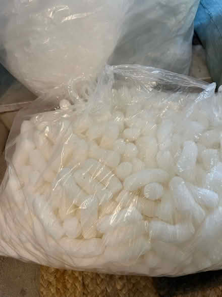 Photo of free Bubble wrap and packing chips (Surbiton KT6) #3