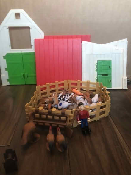 Photo of free Farm yard animals, building & accessories (Latchford WA4) #1