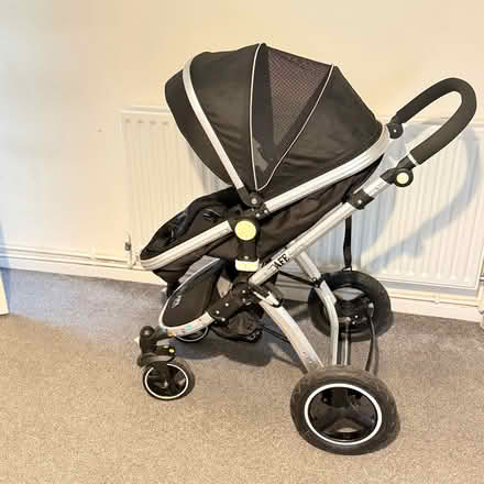 Photo of free Stroller and bed (Telford) #1