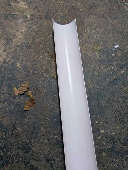 Photo of free 190cm white floplast 12cm guttering (Kidlington OX5) #1