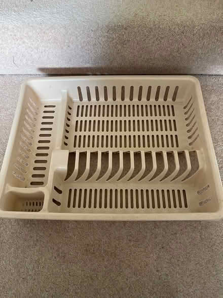 Photo of free Beige draining board rack (Bramhall SK7) #1