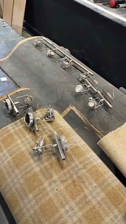 Photo of free Wall/ceiling spotlights (CV5) #1