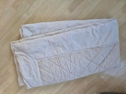 Photo of free Dunelm quilt, 200cm x 200cm (Harley Shute TN38) #1