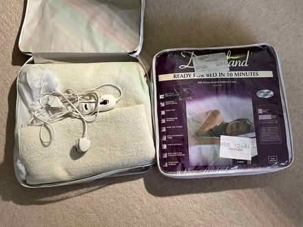 Photo of free Mattress Warmer 2 x Single or Supper King (Hertford SG14) #2
