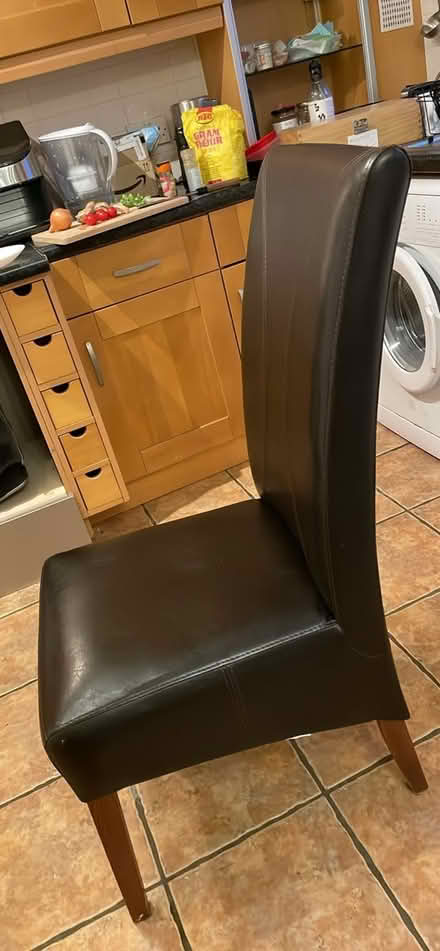 Photo of free Dining chair (CV23, Coton Park) #3