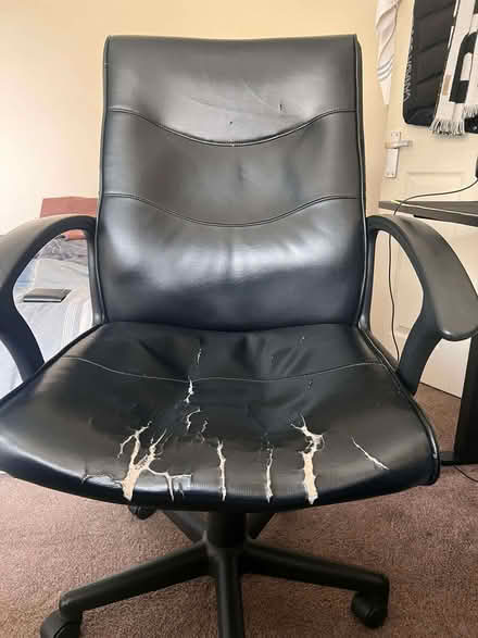 Photo of free Computer/Office chair (Crosspool S10) #1