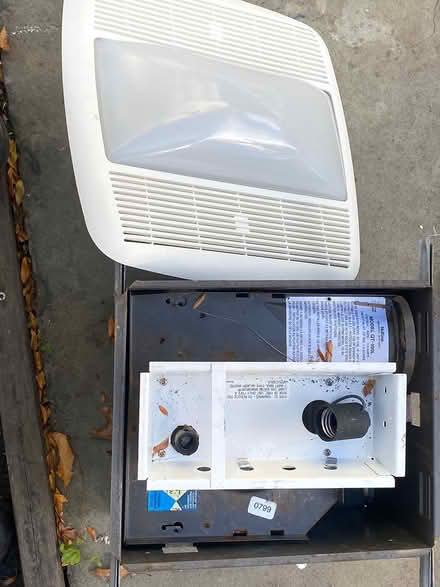 Photo of free Bathroom exhaust fan (Bergenfield) #1
