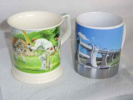 Photo of free Two Picture Mugs (AB10) #1